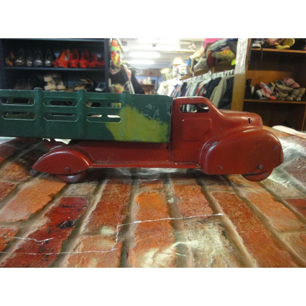 Vintage‎ TOY metal pick up farm truck with back bed estate find 14